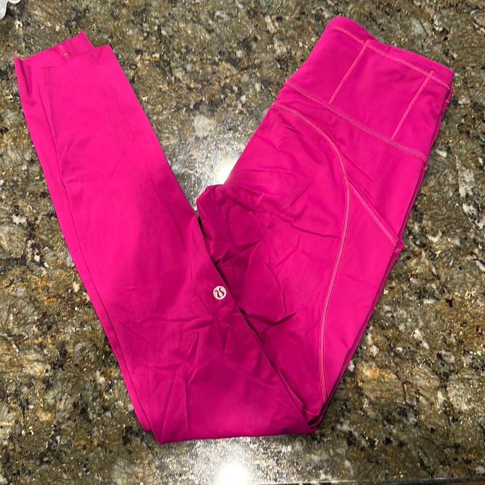 Lululemon fast and free 7/8ths leggings, pink, sz 6